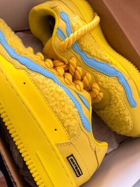 Bones Sneakers (unchained bear yellow)